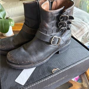 Frye Distressed Black Leather Veronica Belted Short Moto boots never worn